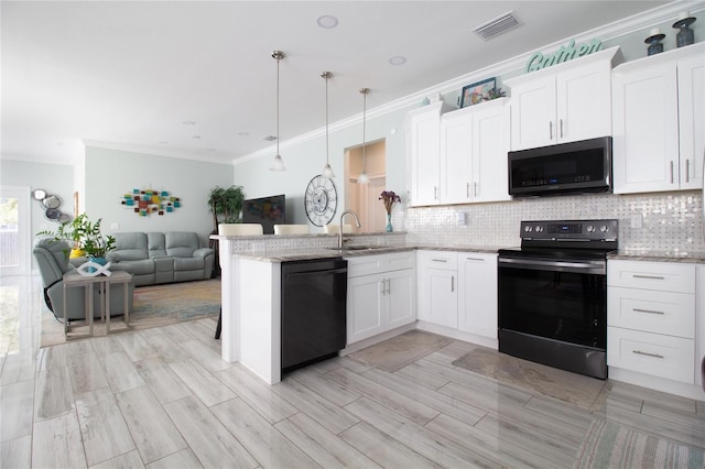 5528 40th St N, Saint Petersburg, FL 33714 - photo 9