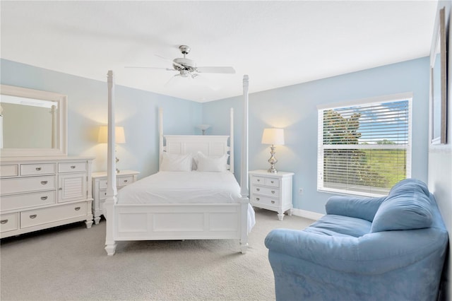 886 Suffolk Pl, Davenport, FL 33896 - bedroom with light carpet and ceiling fan