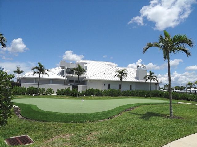 4957 Seafoam Trl, Bradenton, FL 34211 - view of property's community with an area to practice putting and a yard