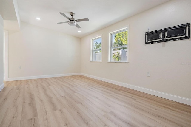 4015 Overlook Dr NE, Saint Petersburg, FL 33703 - photo 9