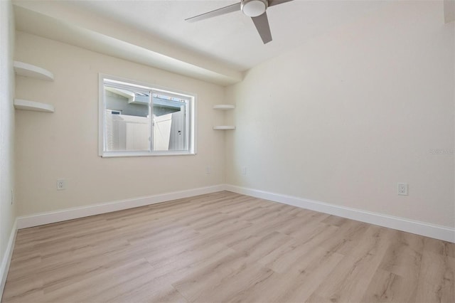 4015 Overlook Dr NE, Saint Petersburg, FL 33703 - photo 11