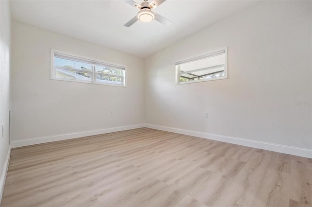 4015 Overlook Dr NE, Saint Petersburg, FL 33703 - photo 13