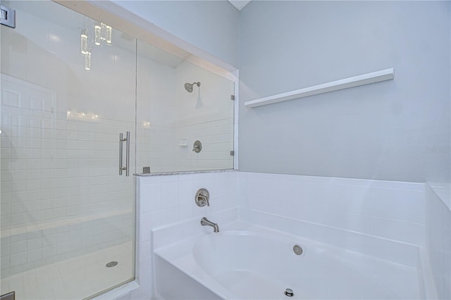 512 Pinewalk Dr, Brandon, FL 33510 - full bath with a garden tub, a shower stall, and pet washing area