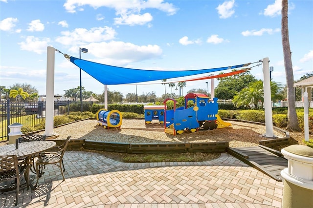 11830 Autumn Creek Dr, Riverview, FL 33569 - community play area with a patio