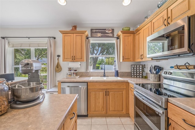 11830 Autumn Creek Dr, Riverview, FL 33569 - photo 23