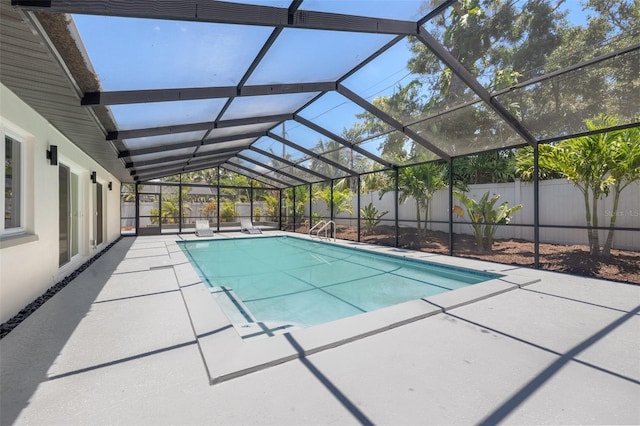 3197 Walnut St NE, Saint Petersburg, FL 33704 - view of pool with a patio area and a fenced backyard