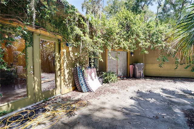 6924 Valrie Ln, Riverview, FL 33569 - view of patio / terrace