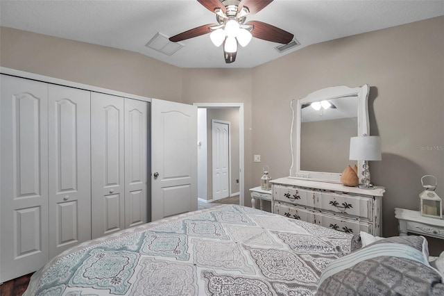 12424 White Bluff Rd, Hudson, FL 34669 - bedroom with a closet and ceiling fan