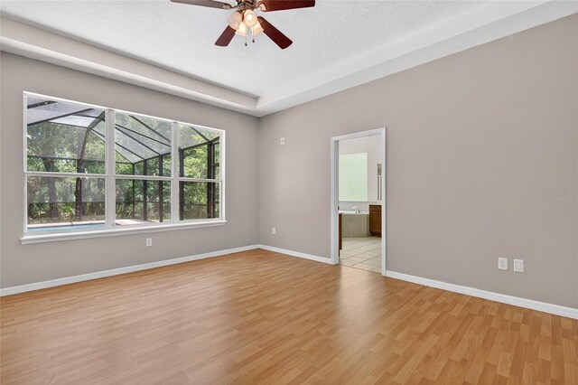 16102 Colchester Palms Dr, Tampa, FL 33647 - photo 29