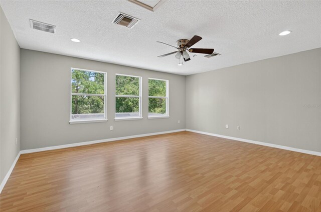 16102 Colchester Palms Dr, Tampa, FL 33647 - photo 46