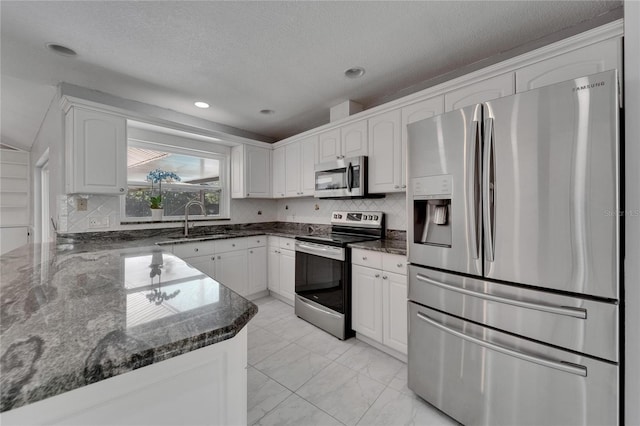 9403 Bellhaven St, Temple Terrace, FL 33637 - photo 15