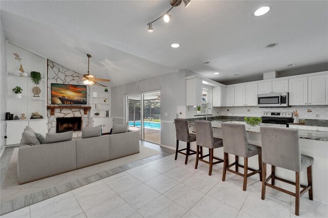9403 Bellhaven St, Temple Terrace, FL 33637 - photo 21