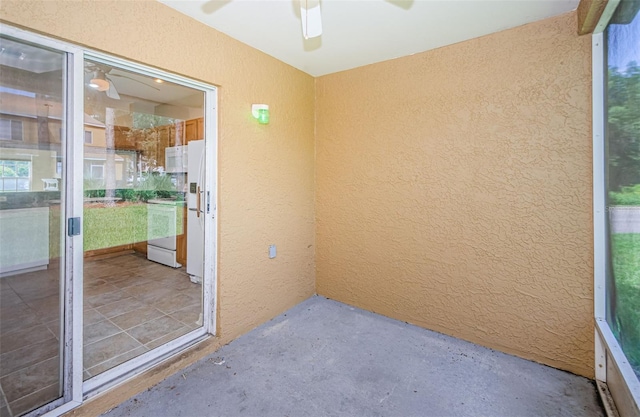 1241 Redondo Way, Wesley Chapel, FL 33543 - unfurnished sunroom featuring ceiling fan
