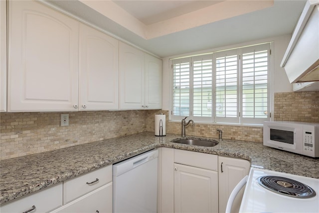 6658 Stewart Ave N, Saint Petersburg, FL 33702 - photo 12