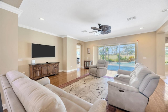 23320 Dinhurst Ct, Land O Lakes, FL 34639 - photo 8