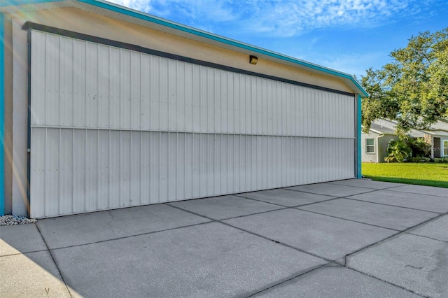 11908 Pilot Country Dr, Spring Hill, FL 34610 - view of garage