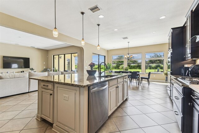17914 Howsmoor Pl, Lutz, FL 33559 - photo 22
