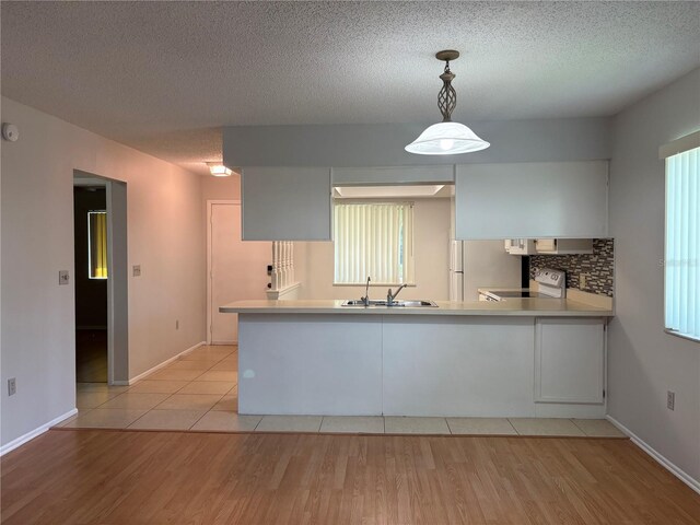 2900 Grovewood Blvd Unit A, Palm Harbor, FL 34683 - photo 11