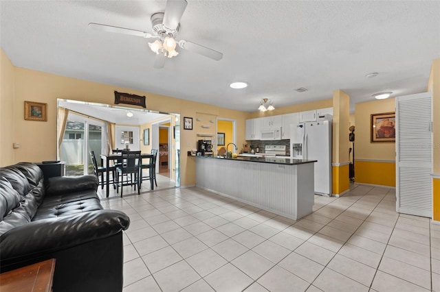 945 Winding Oaks Dr, Palm Harbor, FL 34683 - photo 15