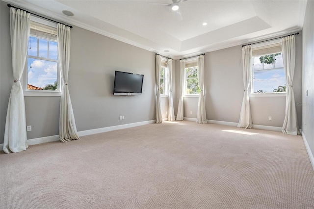 650 Geneva Pl, Tampa, FL 33606 - unfurnished room with a ceiling fan, carpet floors, a tray ceiling, and recessed lighting