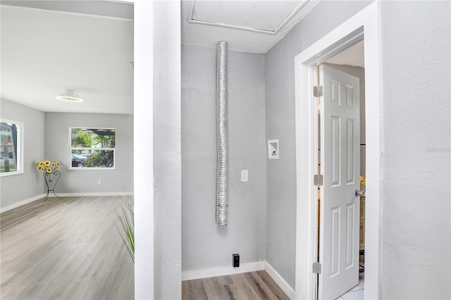 201 83rd Ave N, Saint Petersburg, FL 33702 - entrance foyer featuring wood finished floors and baseboards
