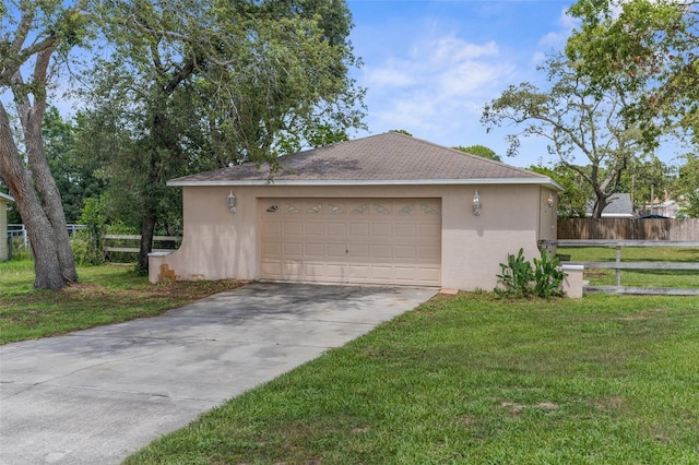 5112 Odin St, Spring Hill, FL 34608 - view of side of home featuring stucco siding and driveway