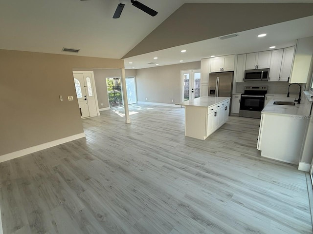 10999 Del Prado Dr E, Largo, FL 33774 - photo 4