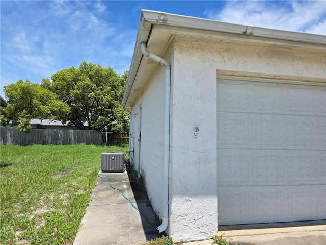 9505 Marlinton Ln, Port Richey, FL 34668 - view of garage