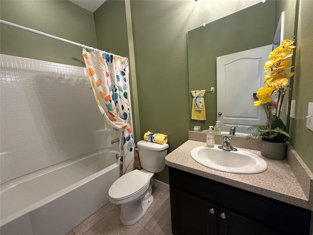 10621 Scenic Hollow Dr, Riverview, FL 33578 - full bathroom featuring tile patterned flooring, shower / bath combination with curtain, and vanity
