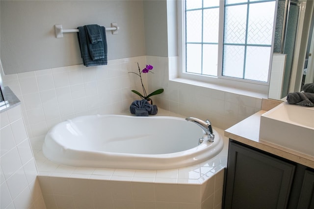 25435 Bruford Blvd, Land O Lakes, FL 34639 - full bath with a bath and vanity