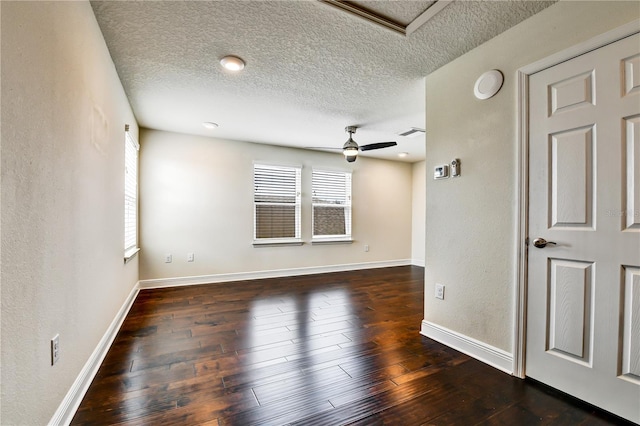 11613 Sweet Tangerine Ln, Tampa, FL 33626 - photo 30