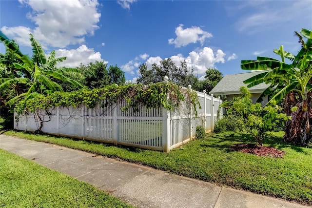 604 Knollwood Dr, Largo, FL 33770 - photo 84