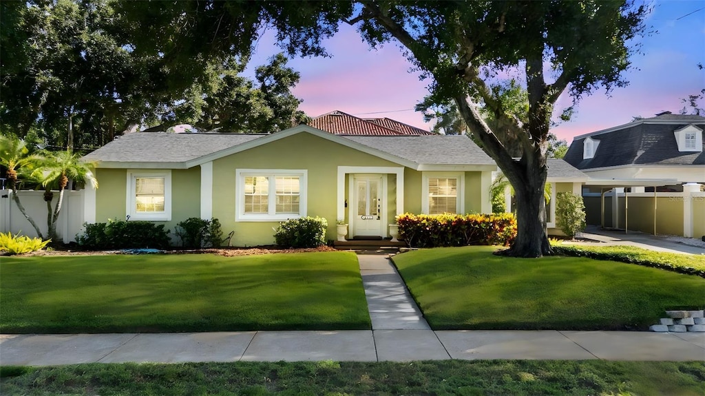 4111 W Granada St, Tampa, FL 33629 - view of front facade featuring stucco siding
