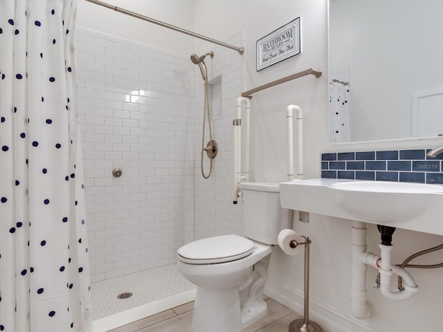 6057 Marsh Trail Dr, Odessa, FL 33556 - full bathroom featuring tiled shower and toilet