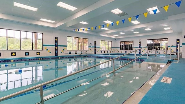 201 Bedford St Unit 79, Sun City Center, FL 33573 - view of indoor pool