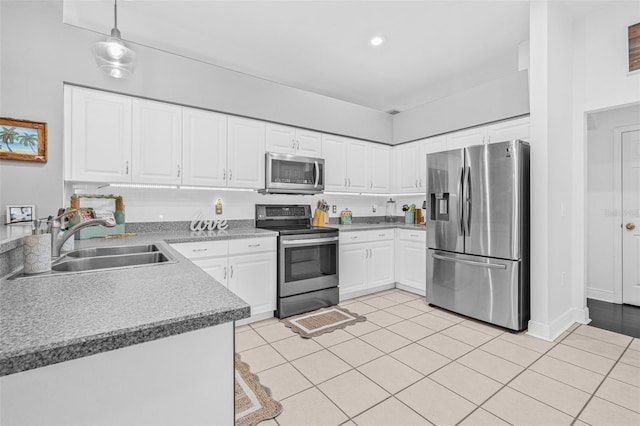 34811 Arbor Green Pl, Zephyrhills, FL 33541 - photo 8