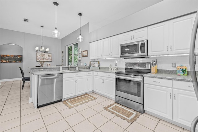 34811 Arbor Green Pl, Zephyrhills, FL 33541 - photo 9
