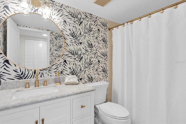 602 Lime Ave Unit 102, Clearwater, FL 33756 - bathroom with vanity, tile walls, and a shower with curtain