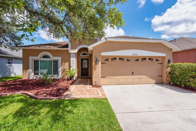 27652 Sky Lake Cir, Wesley Chapel, FL 33544 - photo 1