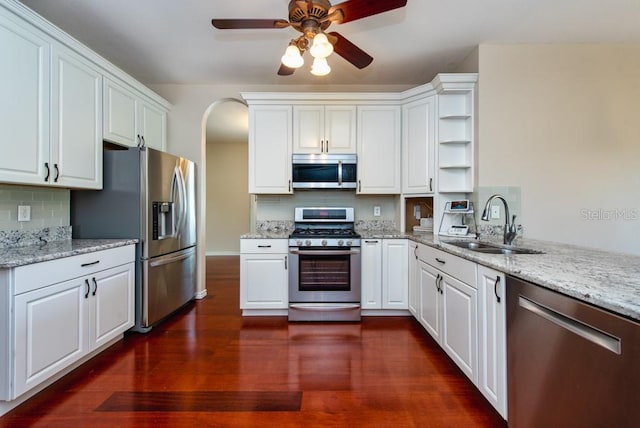 27652 Sky Lake Cir, Wesley Chapel, FL 33544 - photo 9