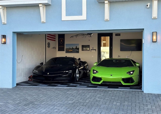 5307 Wishing Arch Dr, Apollo Beach, FL 33572 - view of garage