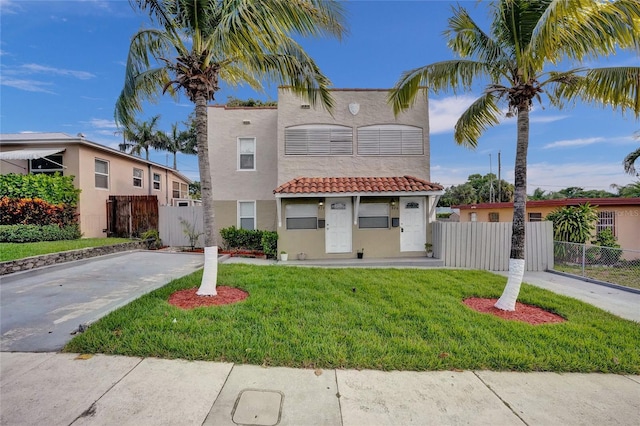 924 Mcintosh St, West Palm Beach, FL 33405 - photo 1