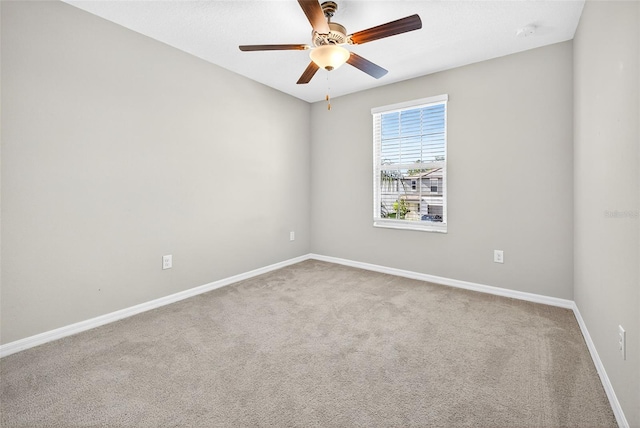 13324 Willow Bluestar Loop, Riverview, FL 33579 - unfurnished room with carpet flooring, a smoke detector, and a ceiling fan