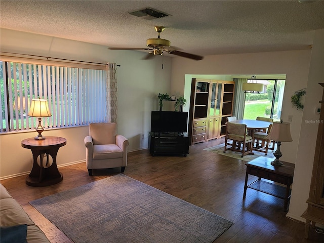 2588 Laurelwood Dr Unit 16A, Clearwater, FL 33763 - photo 5