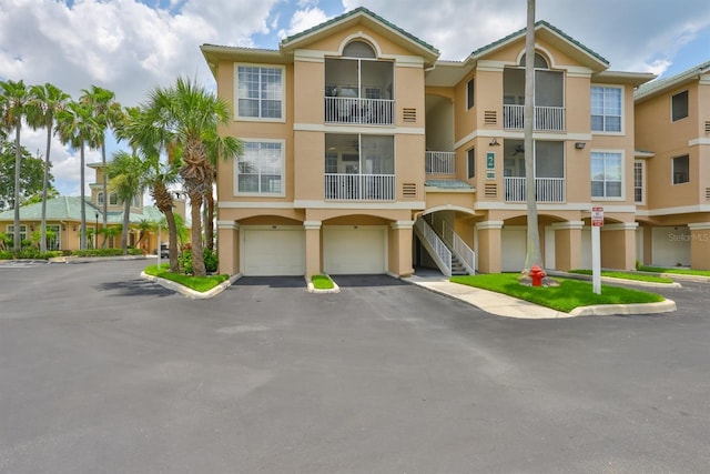 2201 Bay Club Cir, Tampa, FL 33607 - photo 1
