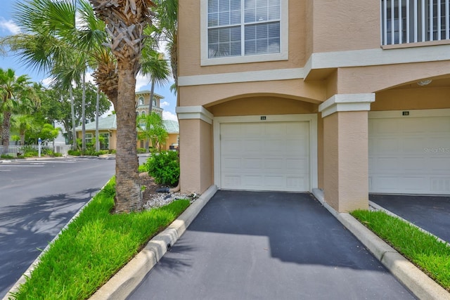 2201 Bay Club Cir, Tampa, FL 33607 - photo 2