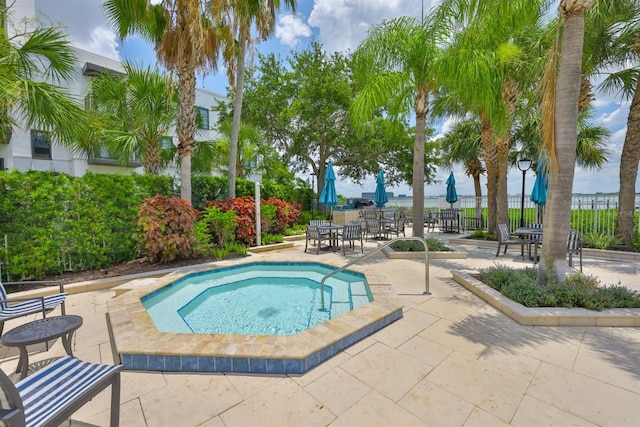 2201 Bay Club Cir, Tampa, FL 33607 - photo 5