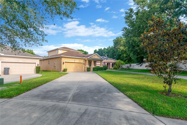 320 Roxbury Crossing Ct, Valrico, FL 33594 - ranch-style home with stucco siding, a front yard, and concrete driveway