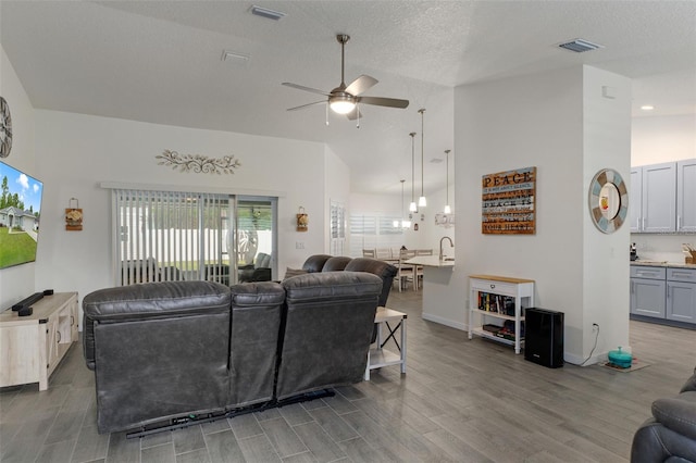 15245 Fleetwood Rd, Weeki Wachee, FL 34614 - photo 11