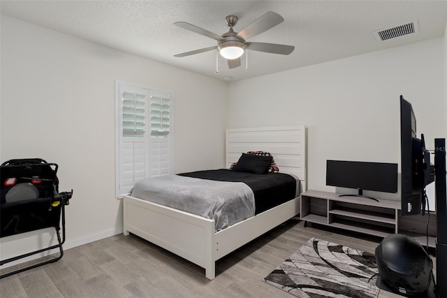 15245 Fleetwood Rd, Weeki Wachee, FL 34614 - photo 31